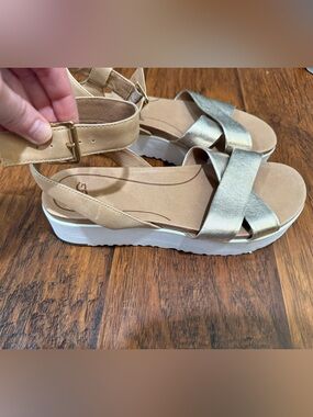 UGG Metallic Gold and Beige Platform Sandals